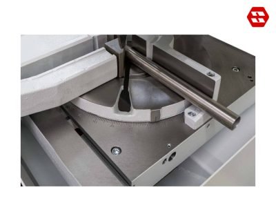 Convenient mitre adjustment