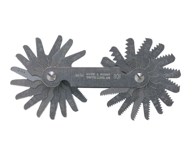 MOORE AND WRIGHT TRADITIONAL SCREW PITCH GAUGES MW800 SERIES (1)