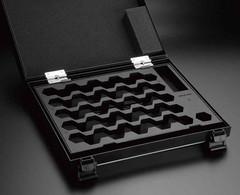 Eisen Carrying Hex Case Storage Box